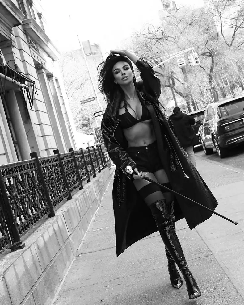 Mădălina Ghenea în New York