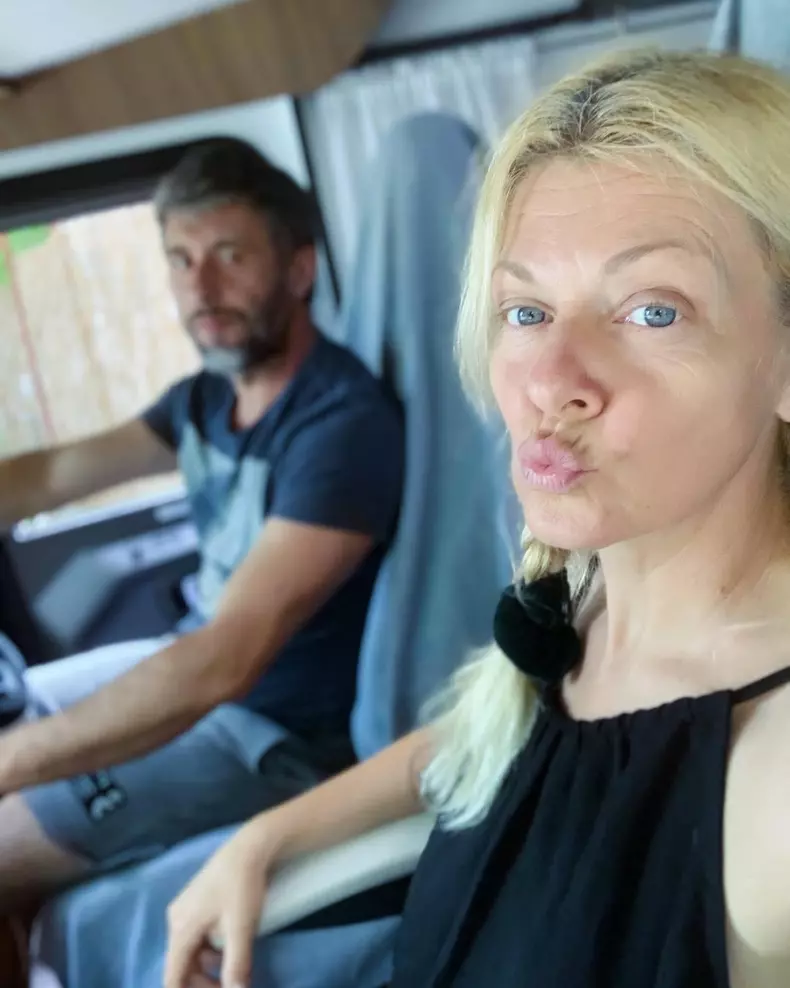 2. Dana Nălbaru și Dragoș Bucur