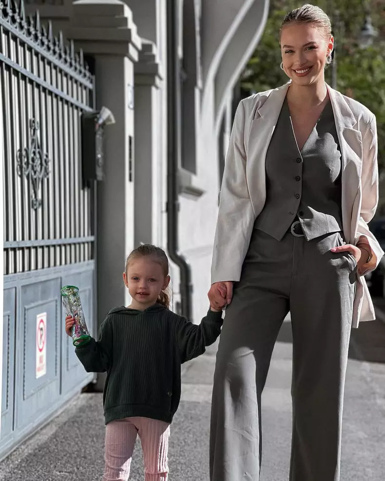 7. Gina Chirilă și fiica ei