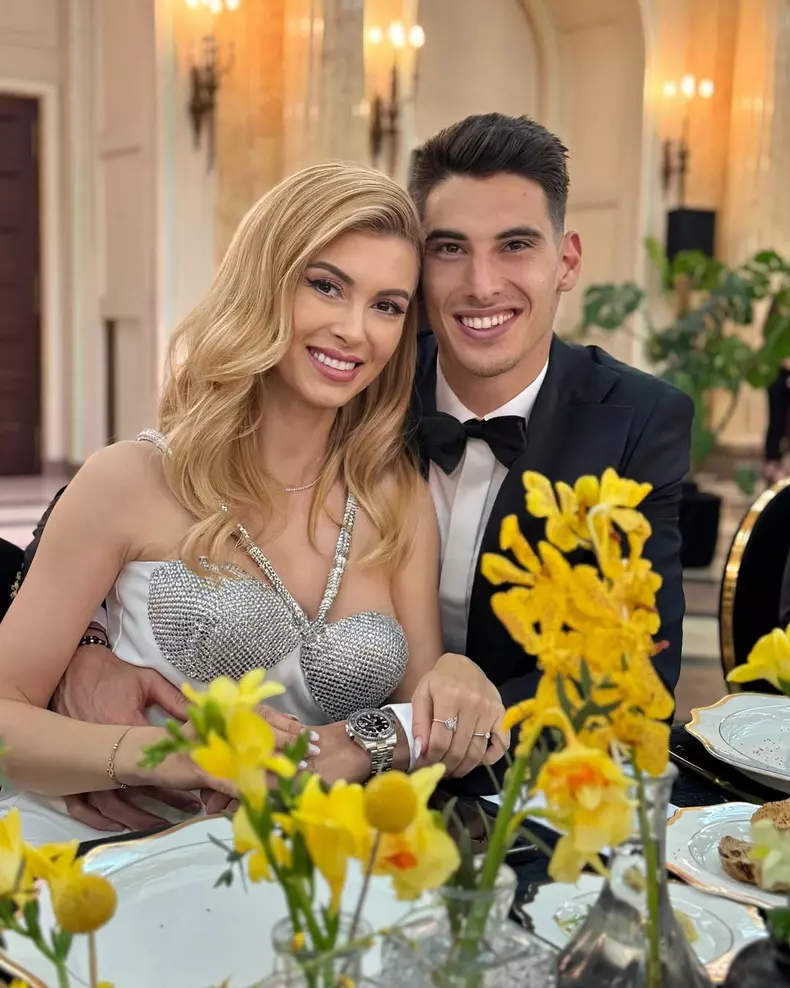8. Andreea Bălan și Victor Cornea