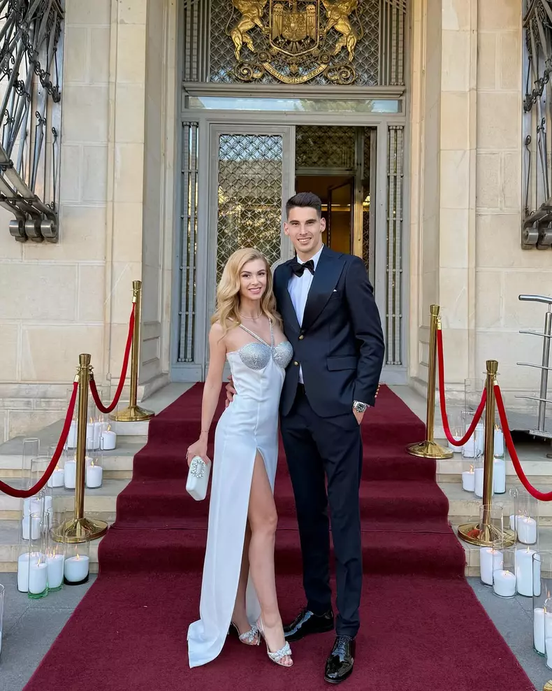 9. Andreea Bălan și Victor Cornea