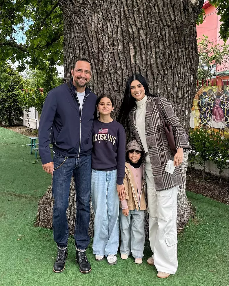 3. Cristina Ștefan și familia