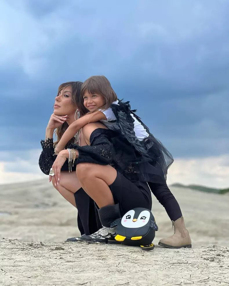 5. Sore și fiica ei, Erin