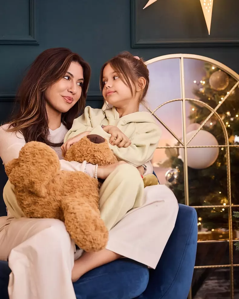 8. Sore și fiica ei, Erin