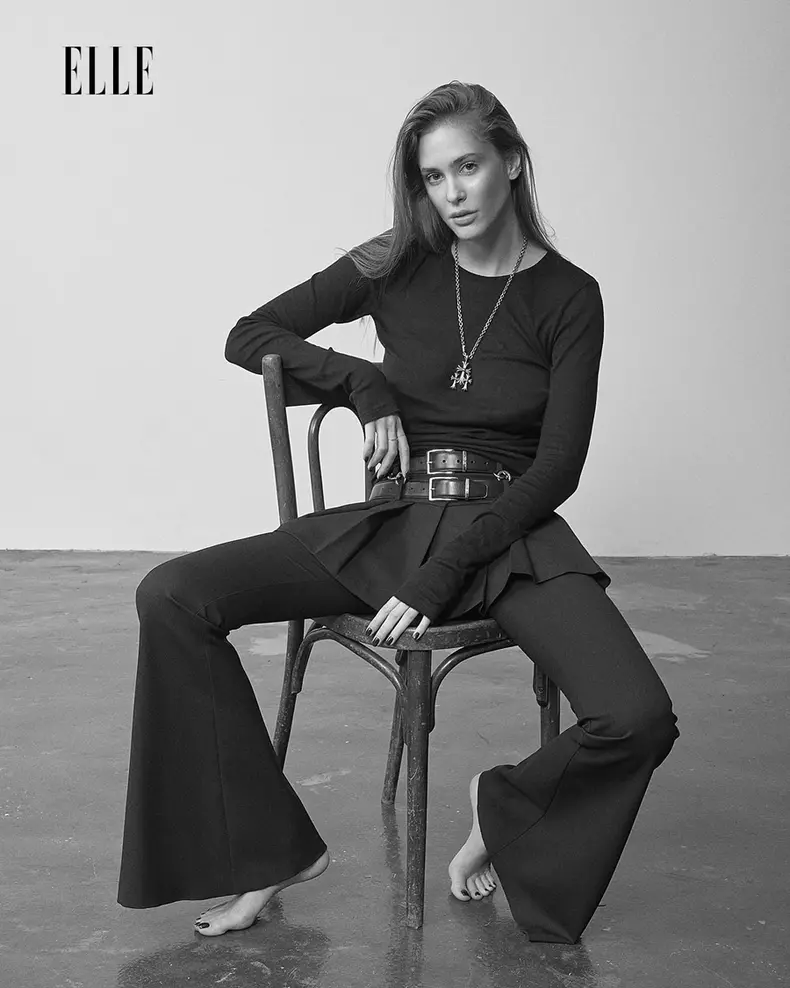 Thea Costache -  Categoria BEST MODEL (poartă Medeea)