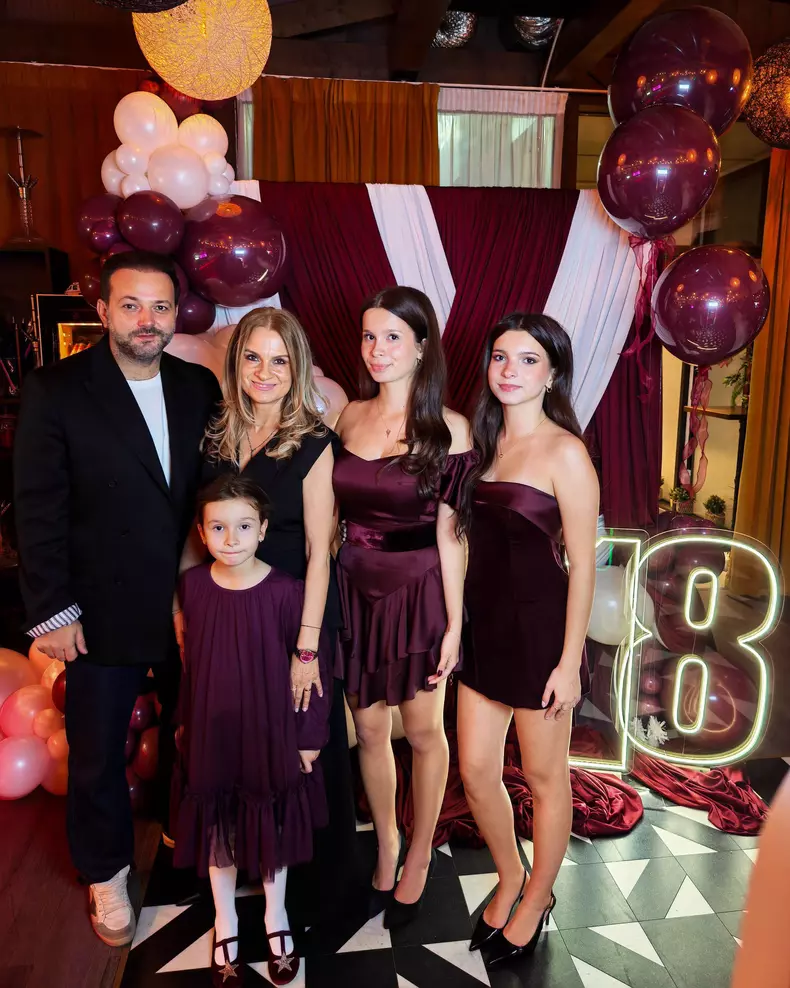 Mihai Morar și familia