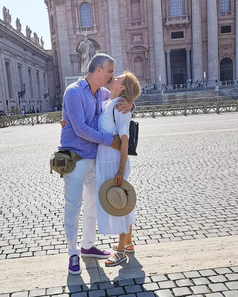 Declarația romantică făcută de Aurelian Temișan soției lui, în vacanța din Roma (1)