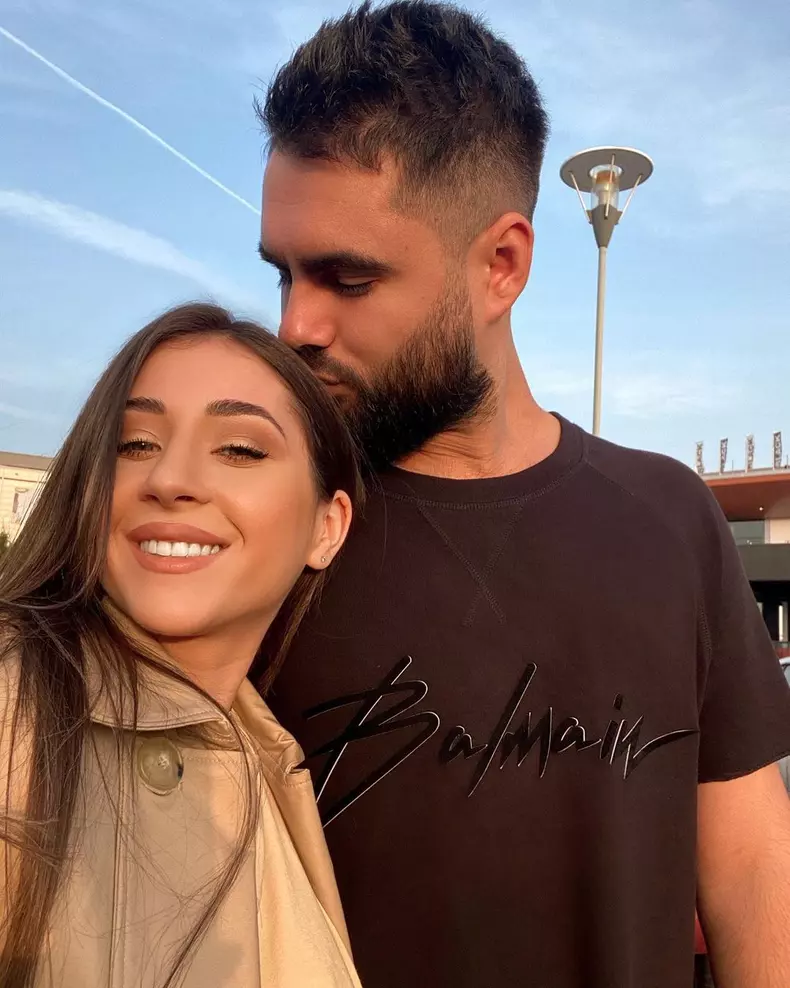 Nicole Cherry se pregătește de nuntă! Cum arată rochia de mireasă a artistei (3)