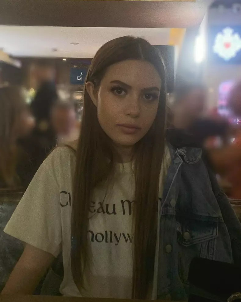 Cum arată astăzi Alessia Năstase. Fiica lui Ilie Năstase a împlinit 18 ani (2)