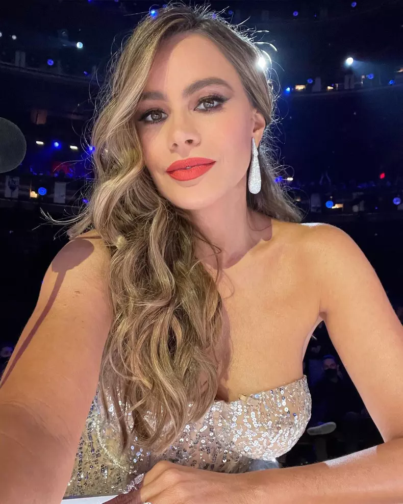 La-49-de-ani-actrita-Sofia-Vergara-a-pozat-nud.-Care-a-fost-motivul-4