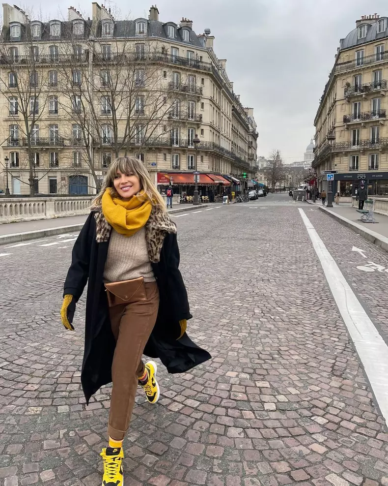 Lora, ședință foto provocatoare în Paris. Cum s-a pozat alături de iubitul ei. „Flirt în Paris” (3)