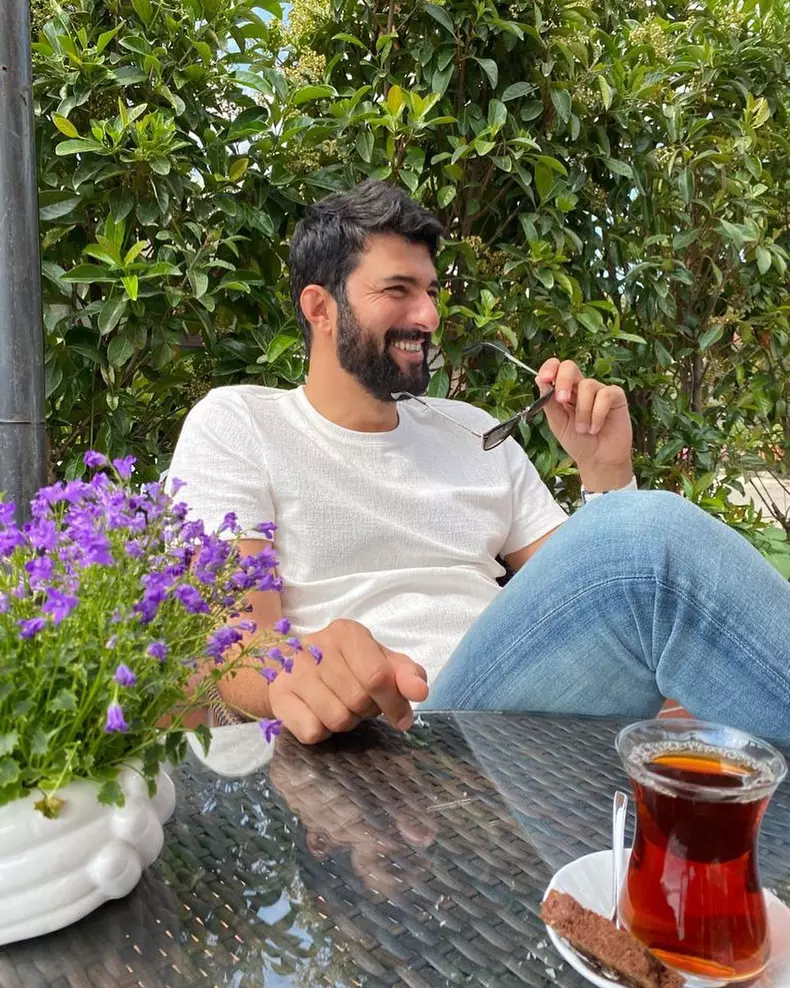 Engin-Akyurek-din-„Fiica-ambasadorului-12