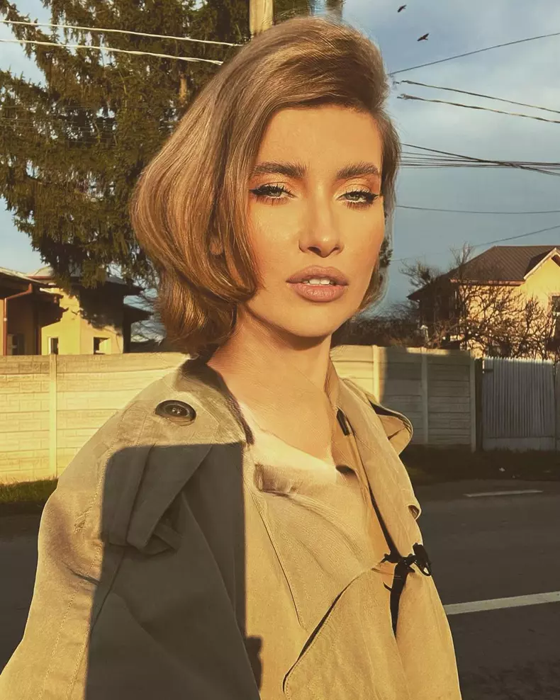 Iulia-Albu-9