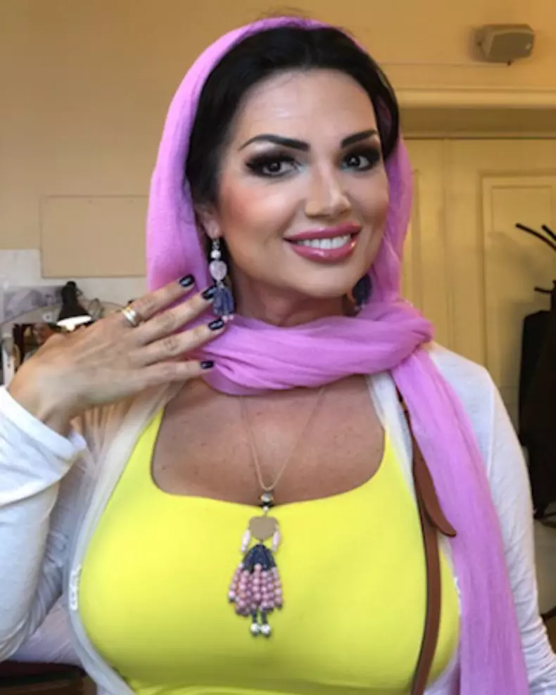 Ozana-Barabancea-si-a-deschis-o-firma-de-evenimente-3