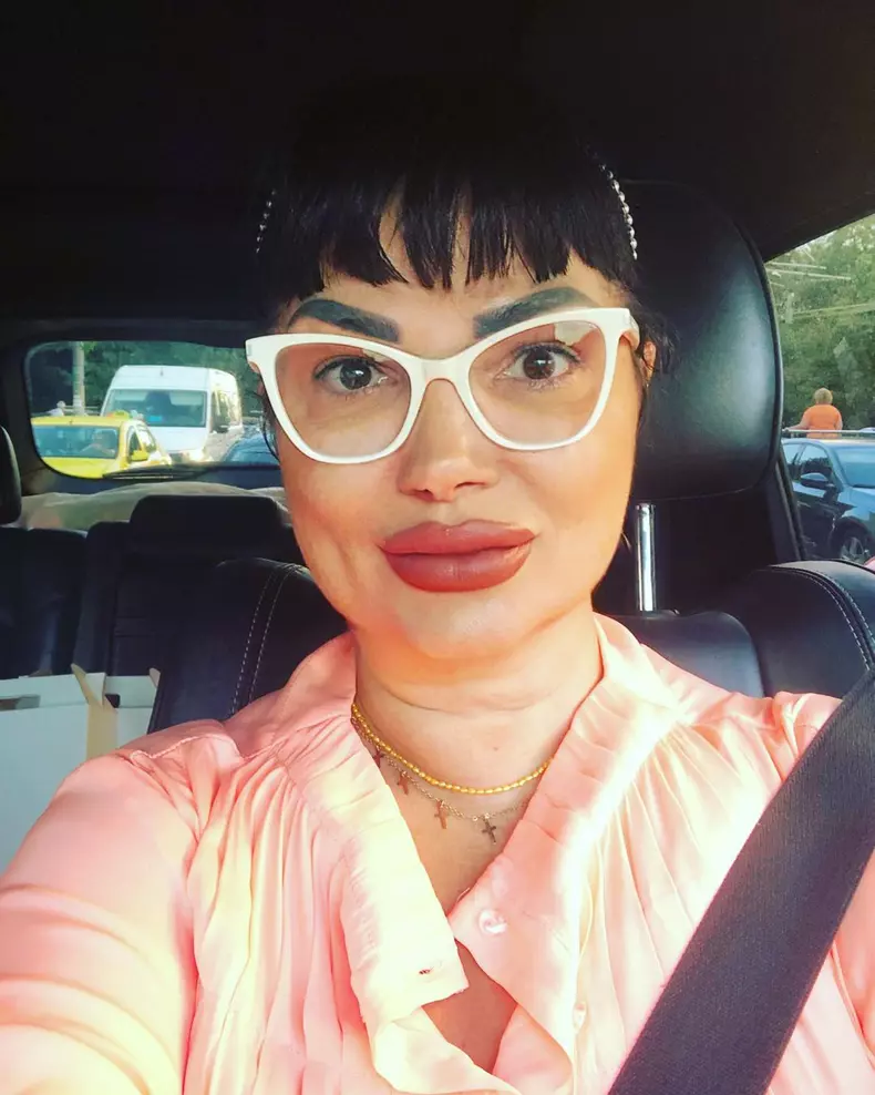 Ozana-Barabancea-si-a-deschis-o-firma-de-evenimente-5