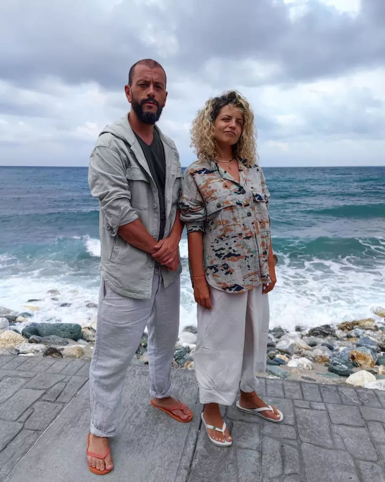 victoria-raileanu-s-a-logodit-in-paris-3