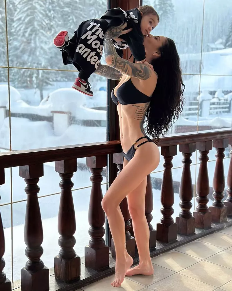 cum-arata-roxana-vancea-acum-10-ani-inainte-sa-slabeasca-7