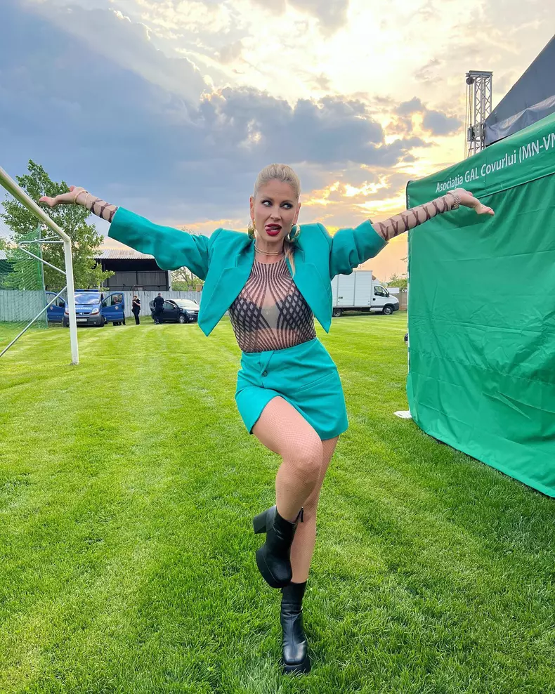 Andreea Bănică, o nouă apariție de senzație