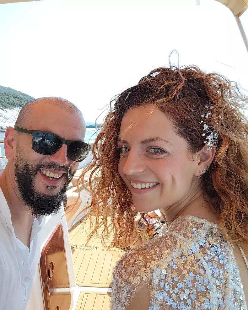 Victoria Răileanu și iubitul ei s-au căsătorit pe barcă, în Grecia