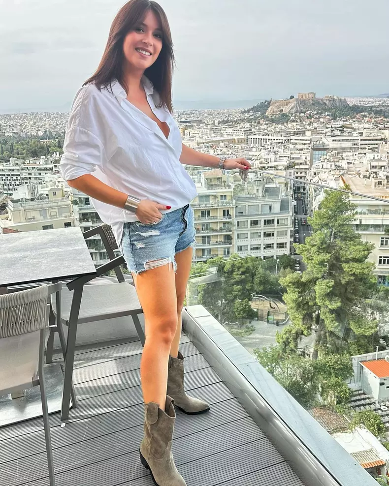 Diana Dumitrescu, în Grecia de ziua ei de naștere, când a împlinit 40 de ani