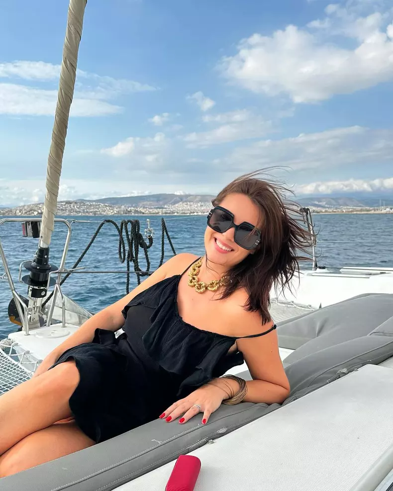 Diana Dumitrescu, în Grecia de ziua ei de naștere, când a împlinit 40 de ani