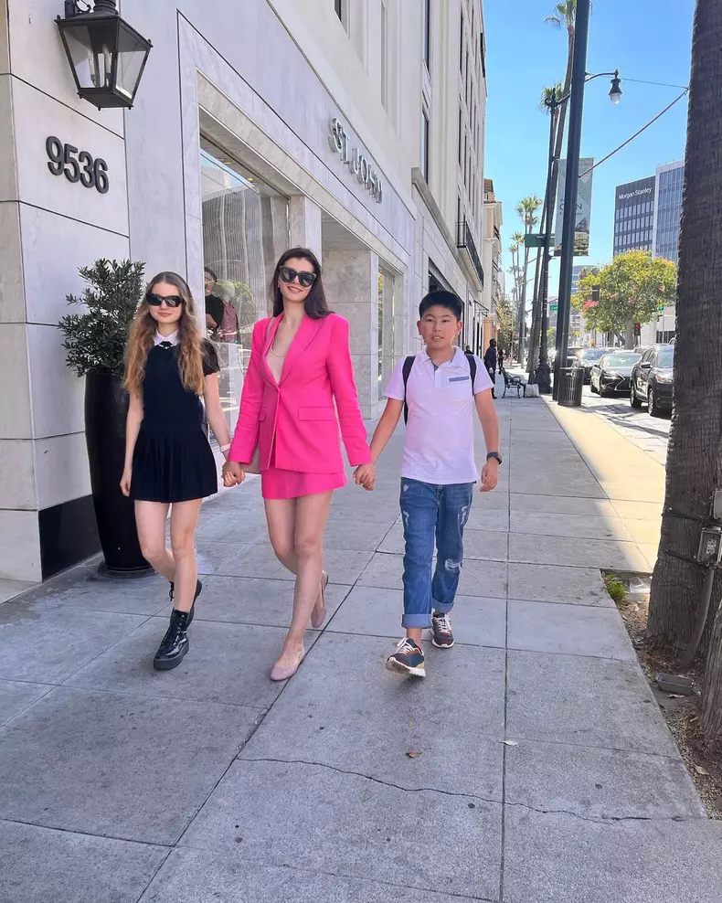 Irinel Columbeanu, adevărul despre ajutorul primit de la Mr. Pink, iubitul Monicăi Gabor. Câți bani i-a trimis Irina (2)