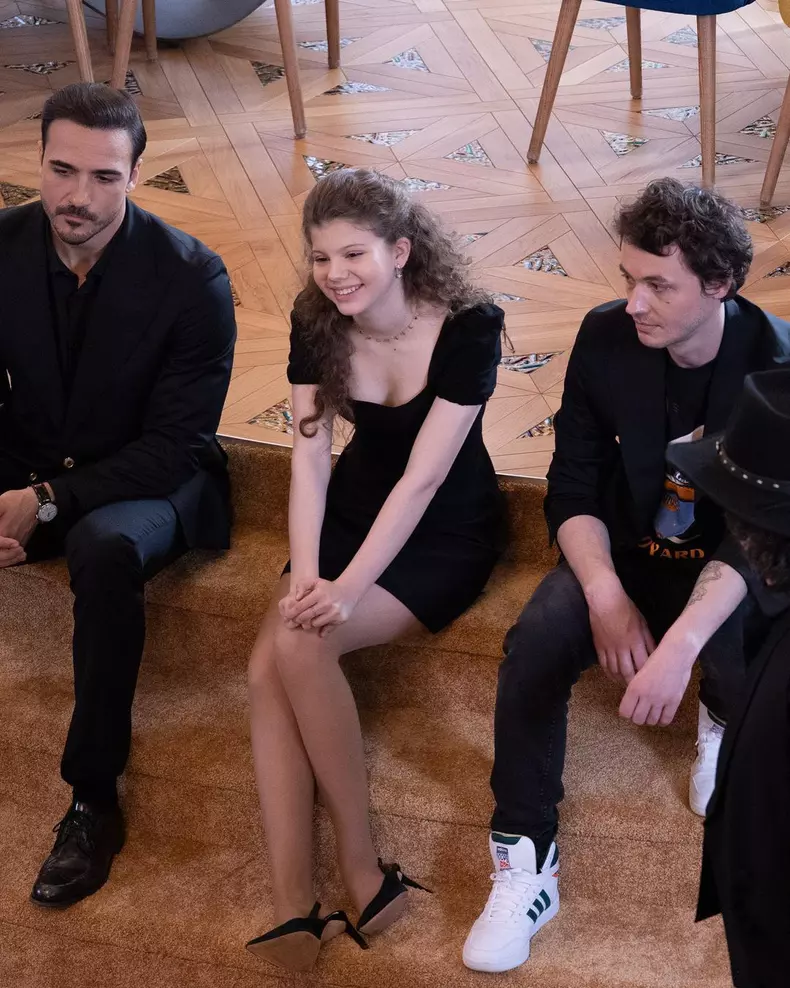 Julia Marcan, între școală și filmări. Cum face față actrița din „Camera 609” programului încărcat