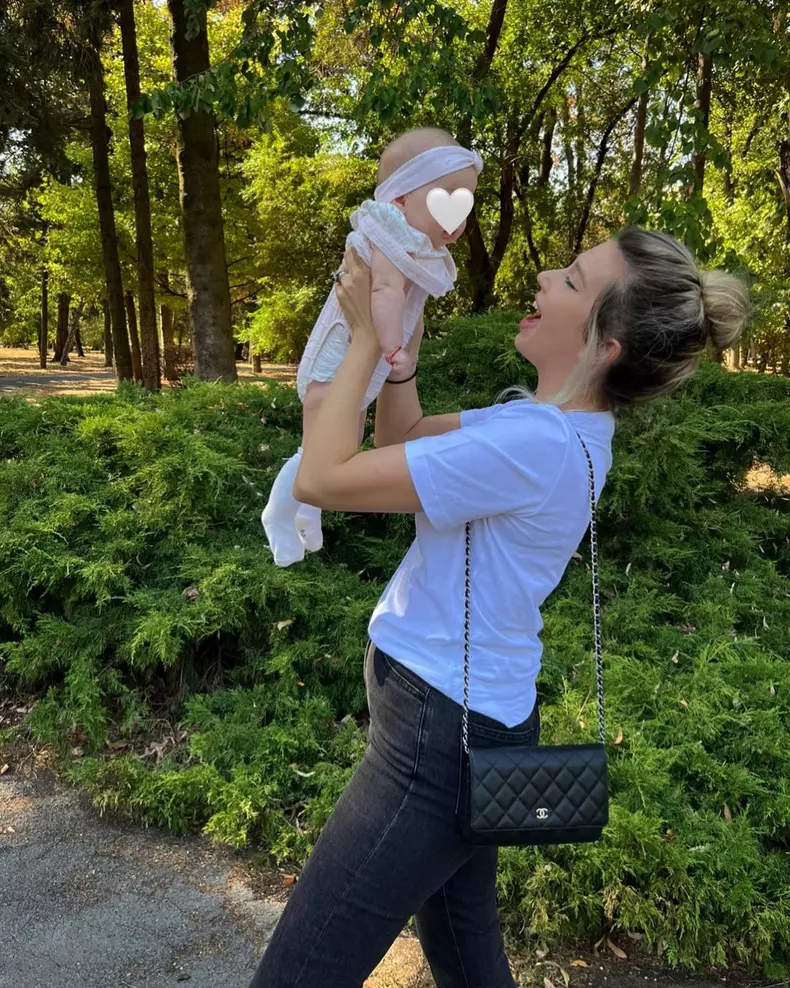 maria-iordanescu-si-thea-2