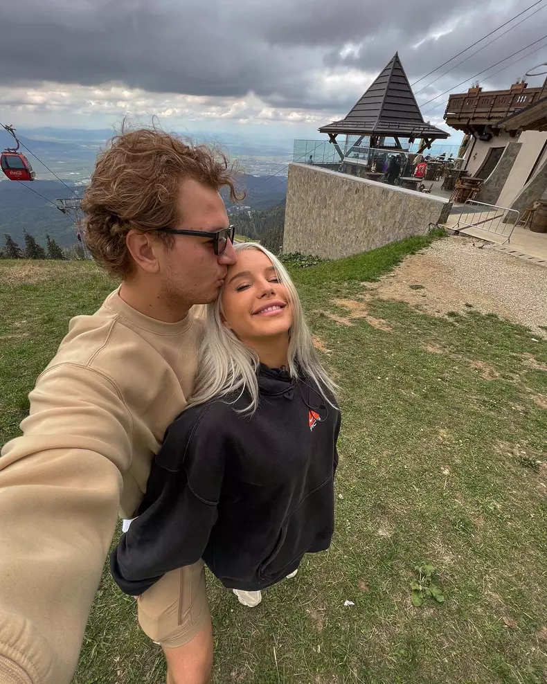 Alex Militaru, soțul lui Carmen Grebenișan, este adoptat  (2)