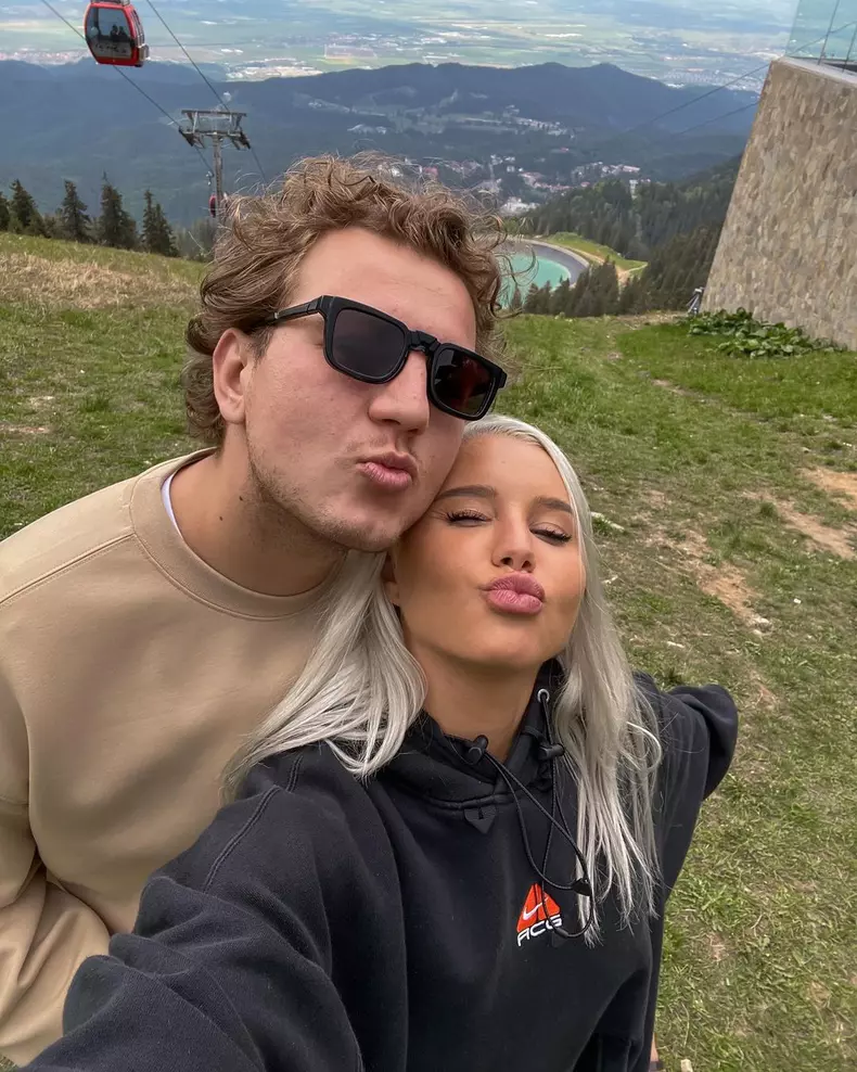 Alex Militaru, soțul lui Carmen Grebenișan, este adoptat  (3)