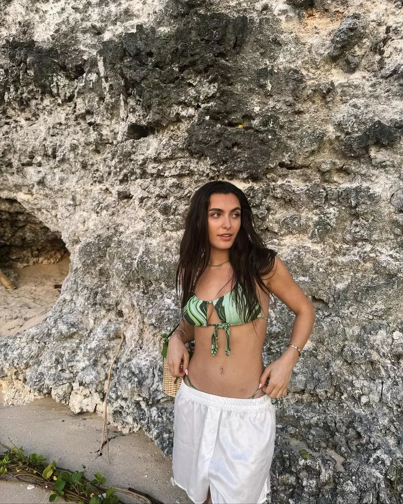 Alexia Eram și Mario Fresh, ipostaze tandre în Bali  (6)