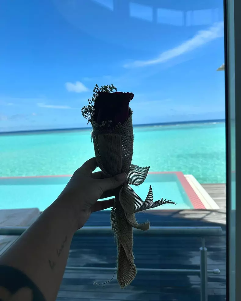De ce Antonia nu publică imagini cu ea în costum de baie din vacanța în Maldive (2)