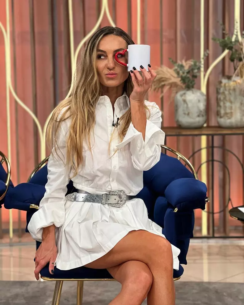 Flavia Mihășan s-a despărțit de iubitul ei, Marius Moldovan  (3)