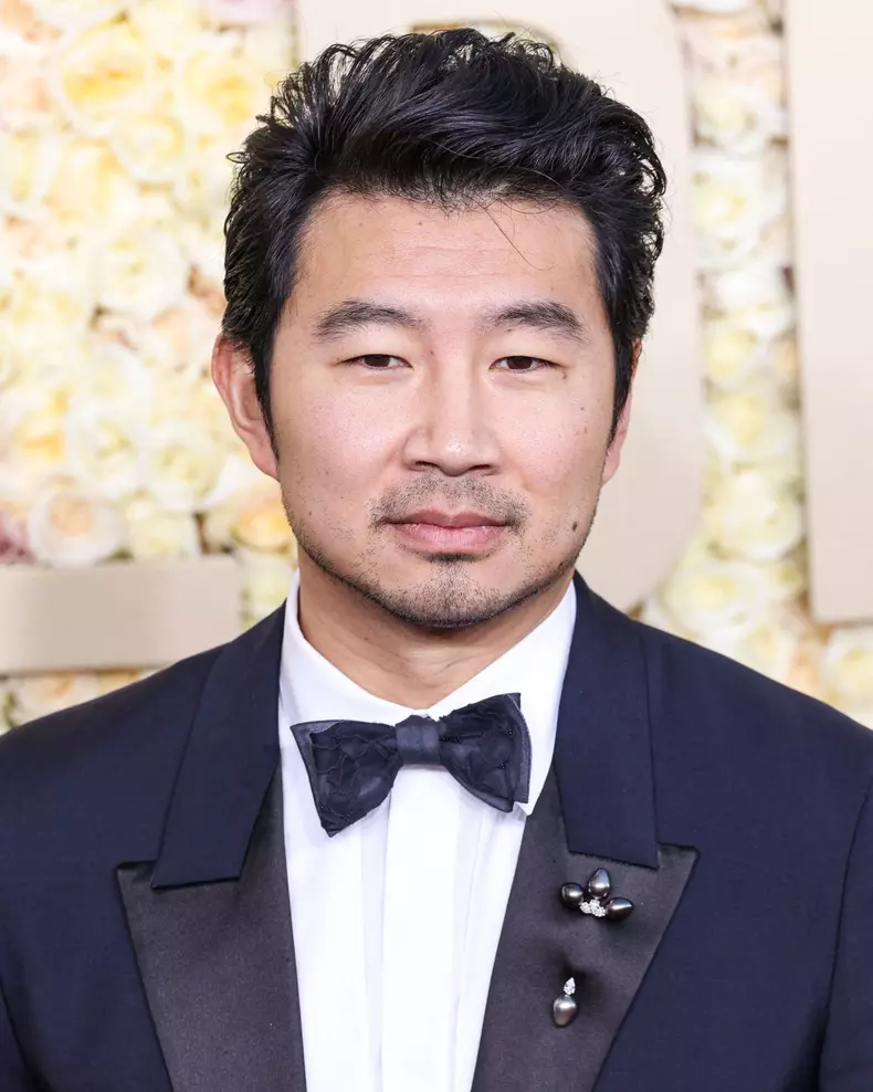 Simu Liu prezintă People’s Choice Awards 2024 