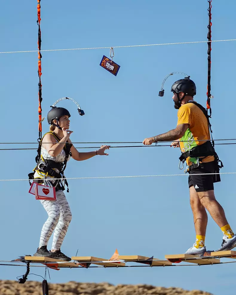 Motivul pentru care Emi nu a vrut să participe la „Power Couple România”. „Toată atenția mea s-a concentrat către Mădălina”. EXCLUSIV (6)