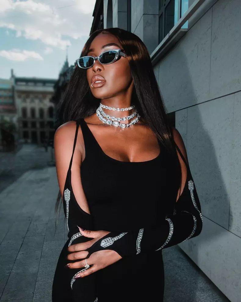 naomi-hedman-2