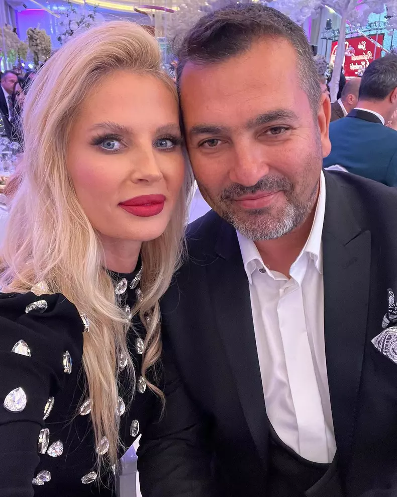 Andreea Banica si sotul ei, Lucian Mitrea (4)