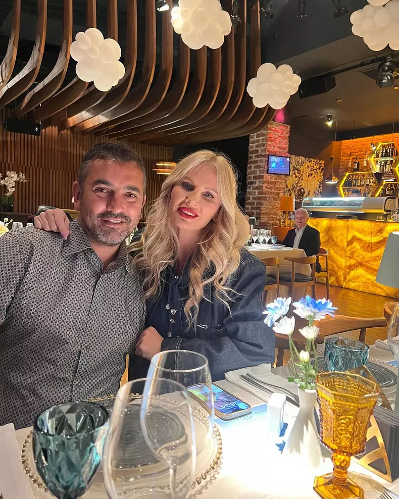Andreea Banica si sotul ei, Lucian Mitrea (5)