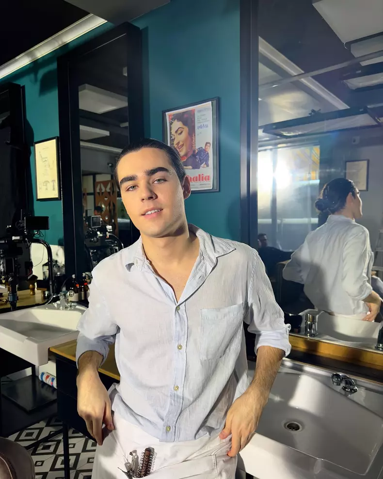 Radu Ștefan Bănică și-a găsit mașina vandalizată  (7)