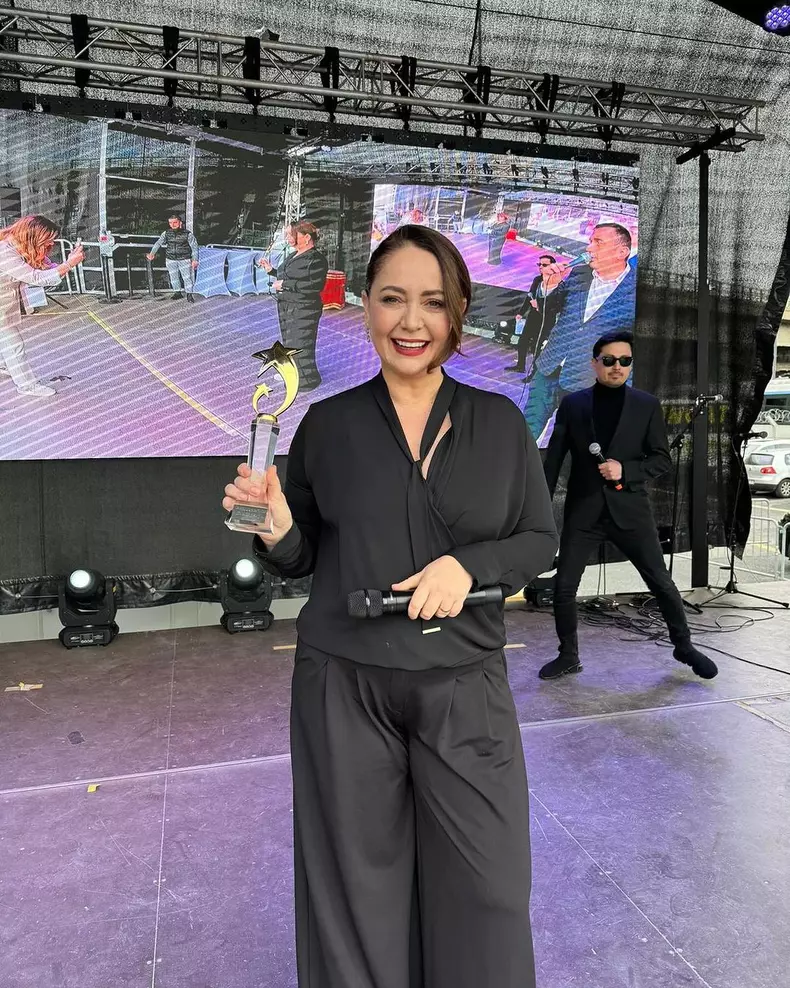 Sibel Taşçıoğlu din „O dragoste” se află în România  (2)