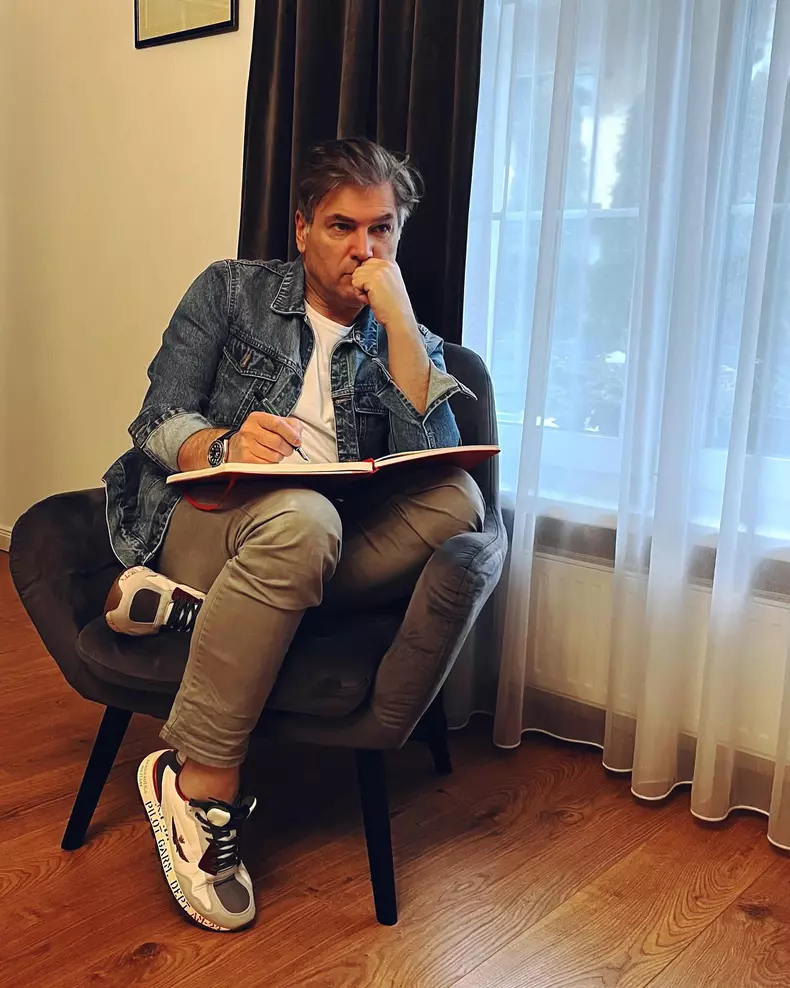 Mircea Radu revine la TV cu „Noi, românii”, sezonul 3  (3)