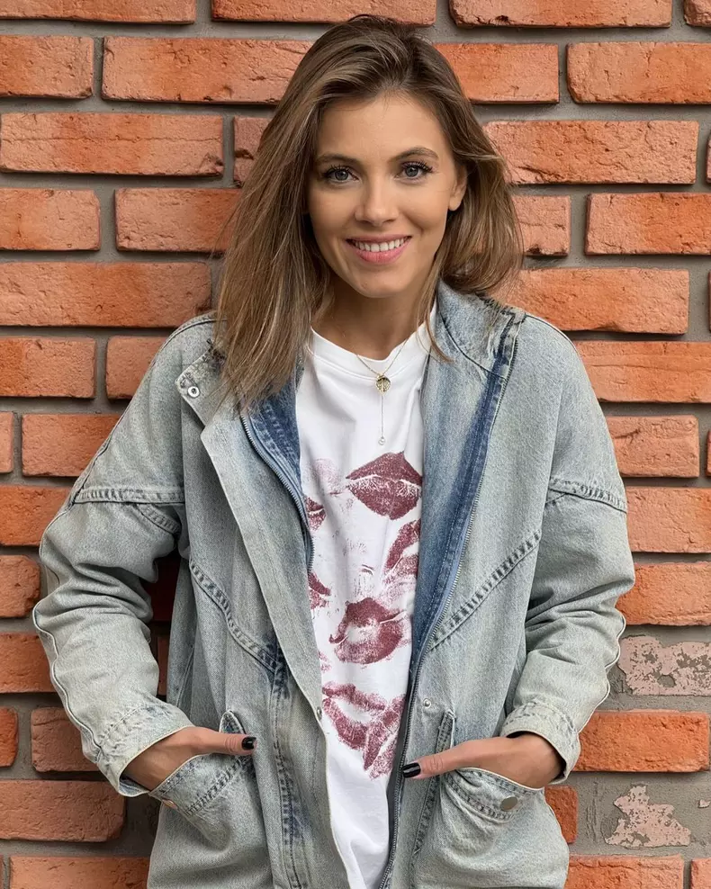 Andreea Ibacka, schimbare de look surprinzătoare, după „o viață de blond”. Reacția lui Cabral (3)