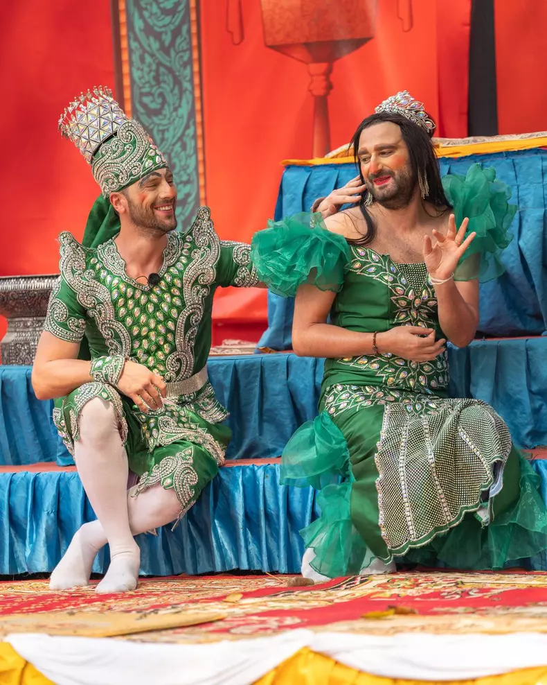 Asia-Express-Adi-Nartea-si-Cosmin-Vijeu-5