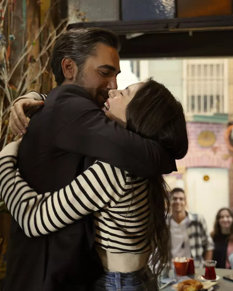 Neslihan Atagül și Kadir Doğulu  (1)