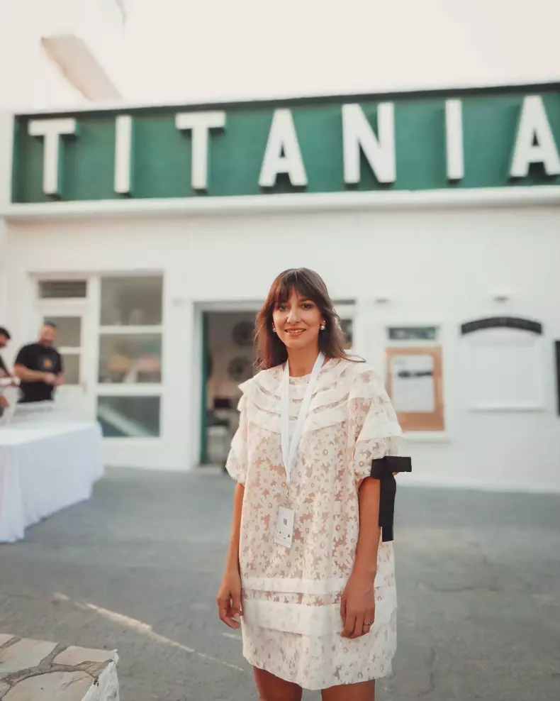 Dana Rogoz, vacanță cu soțul ei în Grecia  (3)