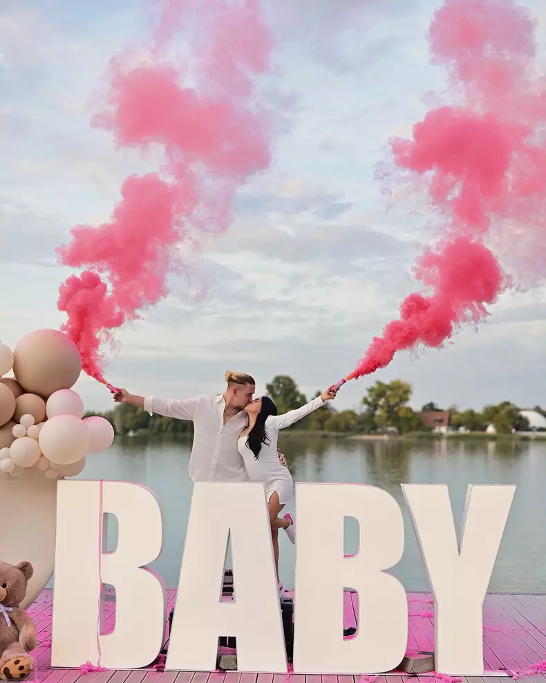 Larisa Iordache, însarcinată cu primul copil (2)