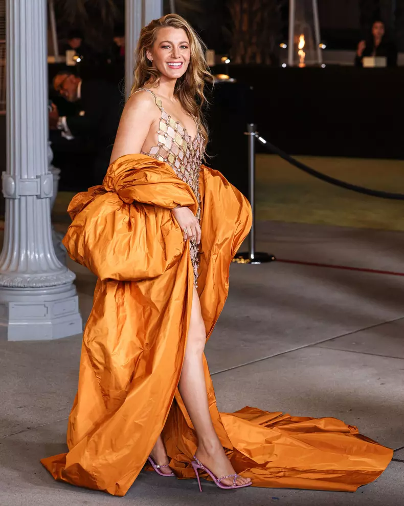 Blake Lively, apariție spectaculoasă pe covorul roșu 
