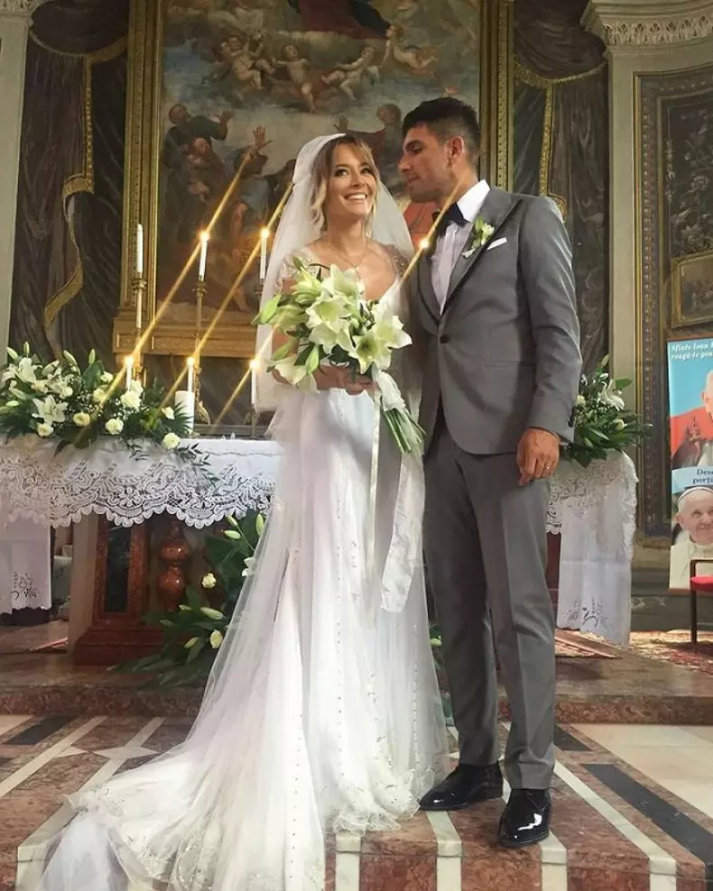 Laura Cosoi si Cosmin Curticapean in ziua nuntii (3)