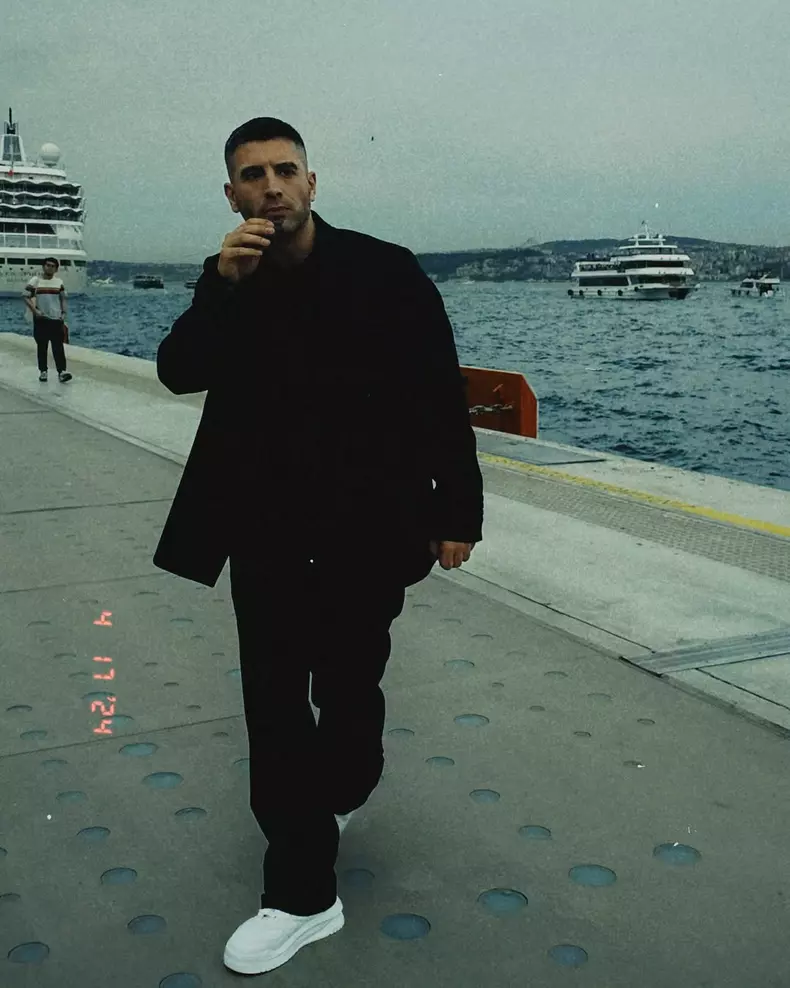 actor 6
