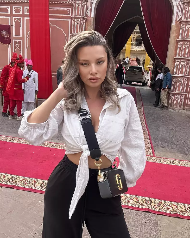 Ramona Ilie a anunțat că părăsește Antena Stars  (9)